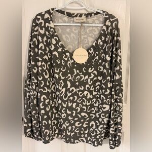 Sanity’s & Hearts Women's Long Sleeve Leopard Top - Gray and White